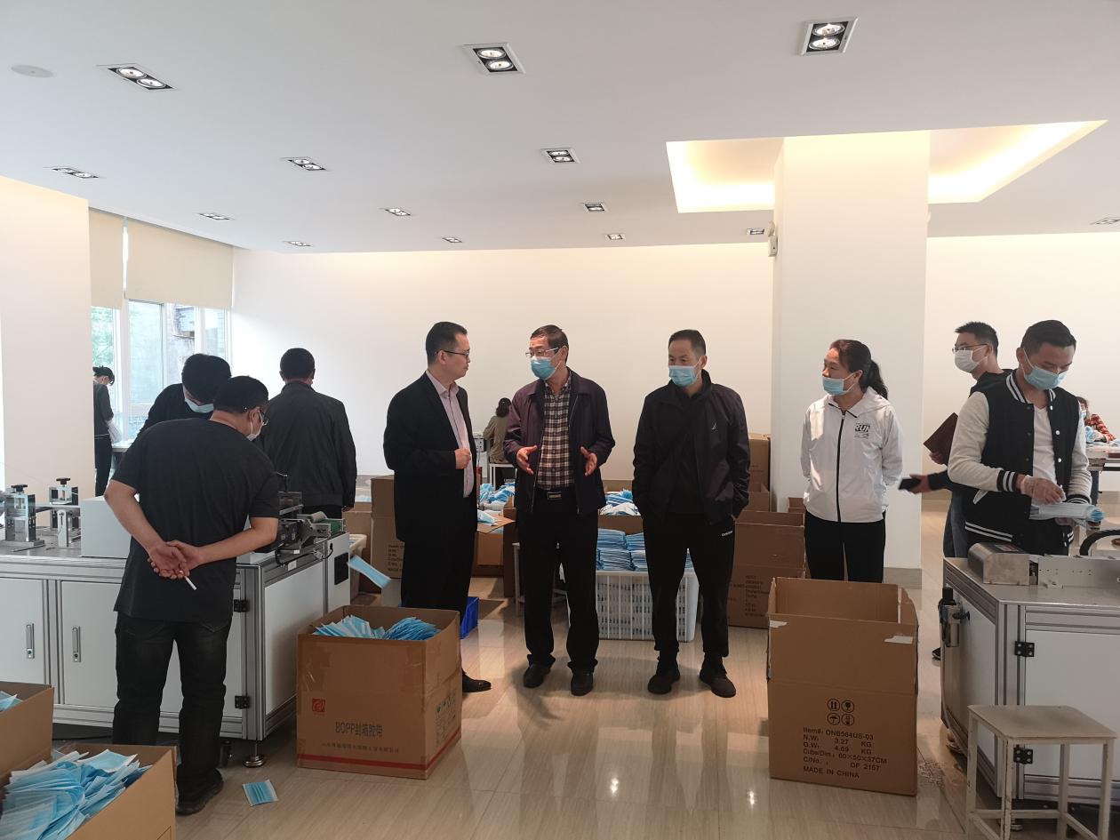 玉溪市工商联深入新平县,峨山县调研脱贫攻坚和民营企业复工复产情况